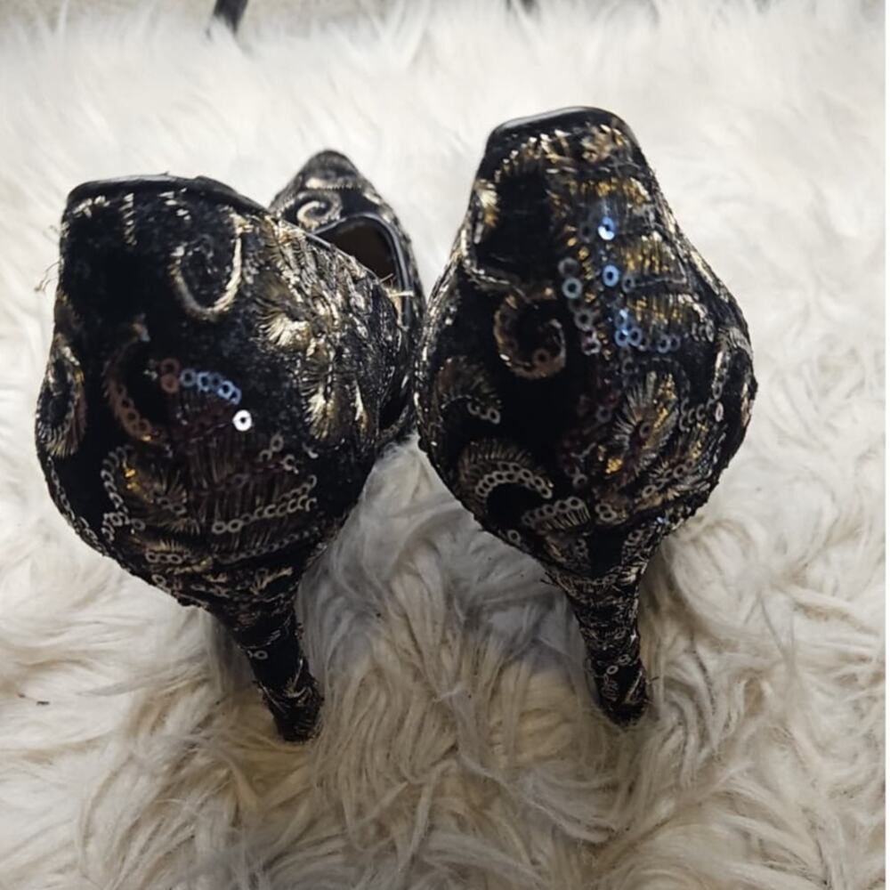 Badgley Mischka Black & Gold Sequin Pumps - Embroidery Lace Heels - Size 9 - Picture 4 of 7